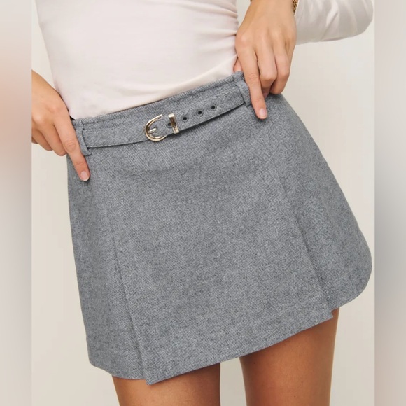 Reformation Rory Mini Skirt - Picture 2 of 11